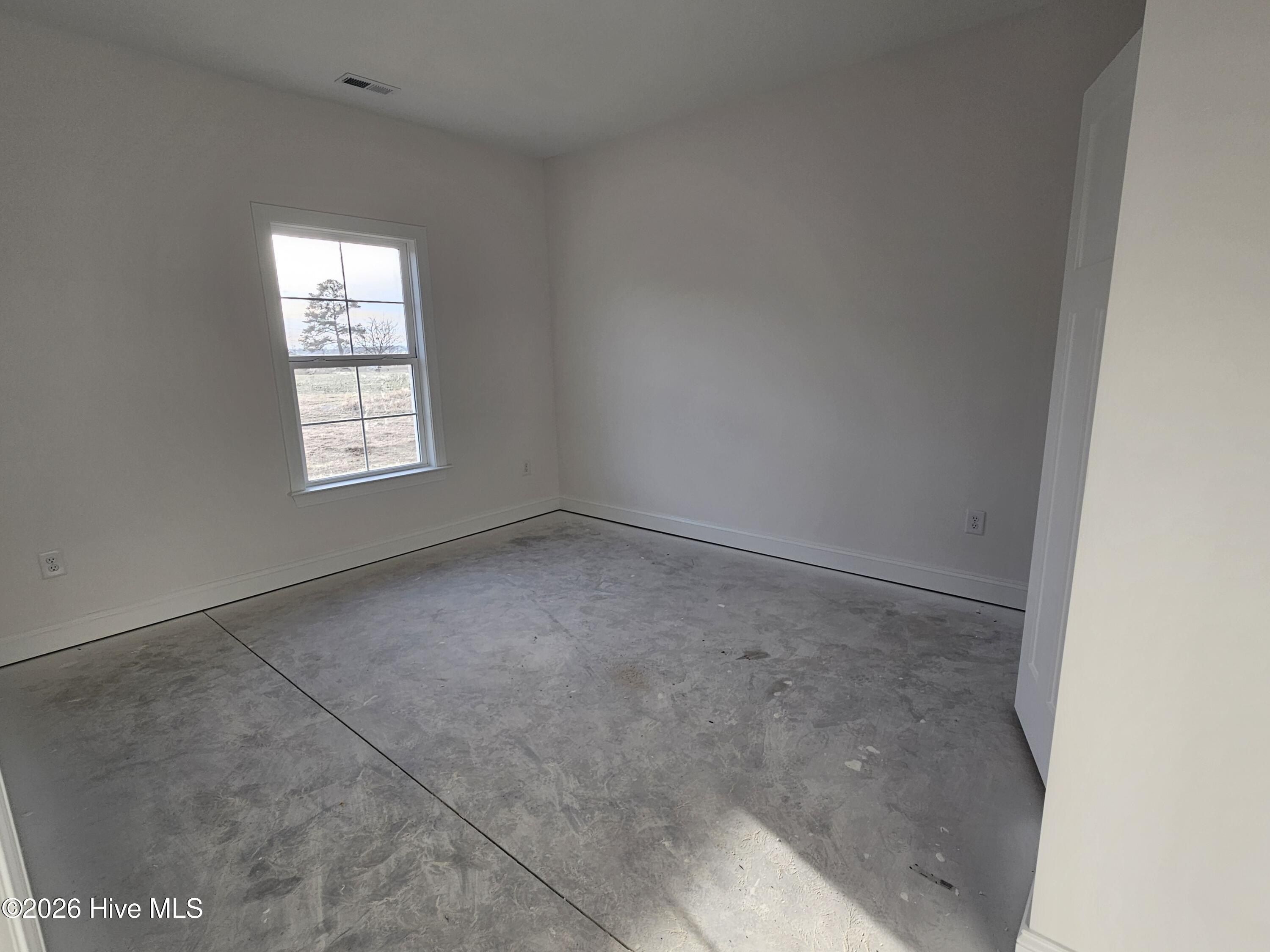 176 Country Cove Lane. Clinton, NC 28328