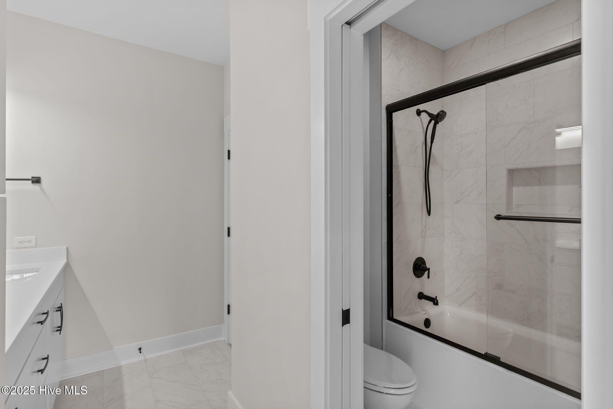 633 Vale Drive. Wilmington, NC 28411