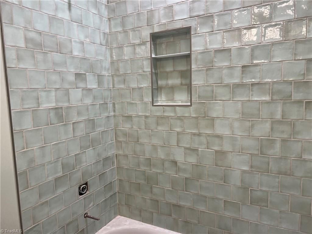 3814 Pinewood Lake Drive. Winston-Salem, NC 27106