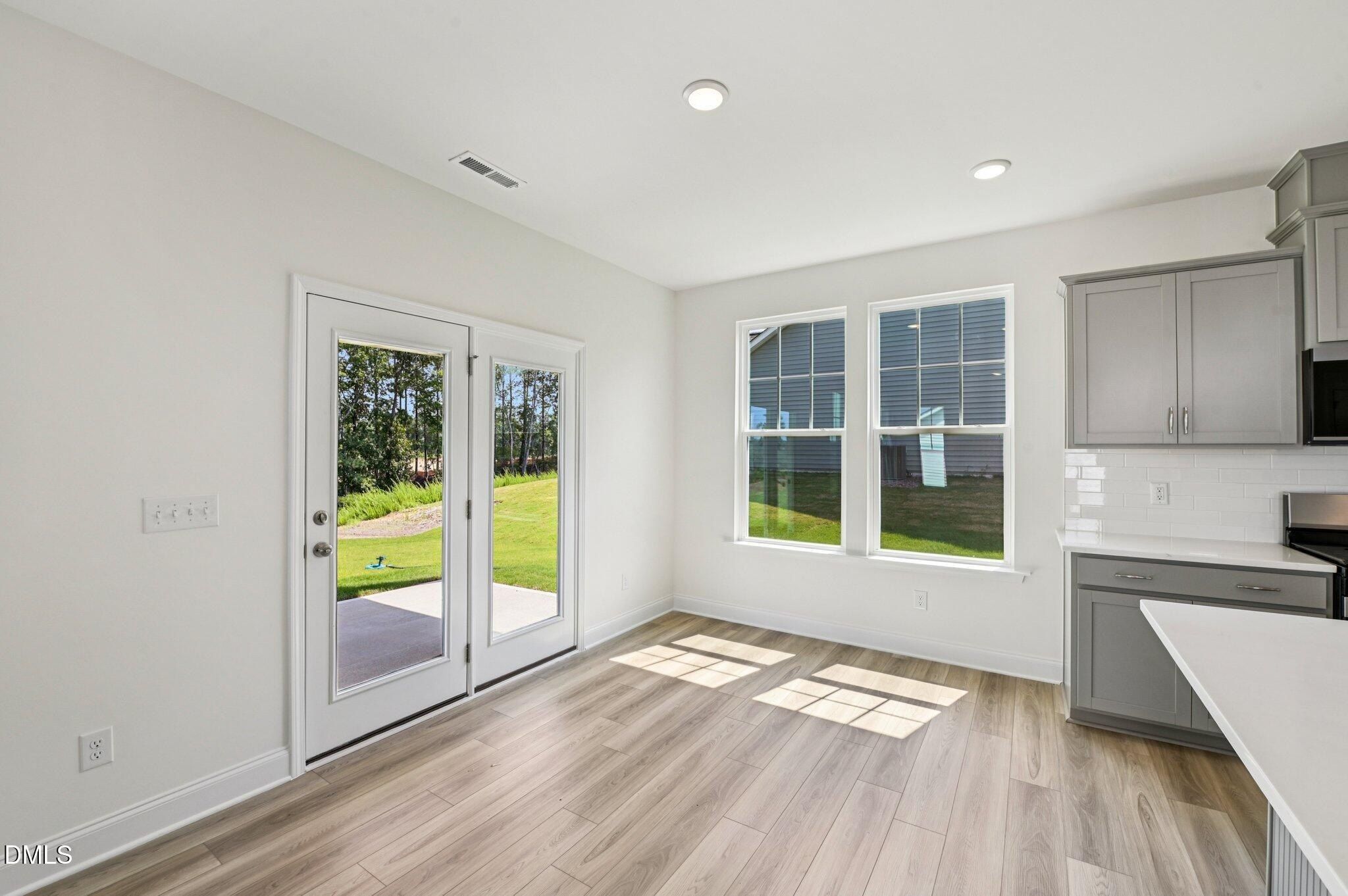 1652 Briar Brook Lane. Zebulon, NC 27597