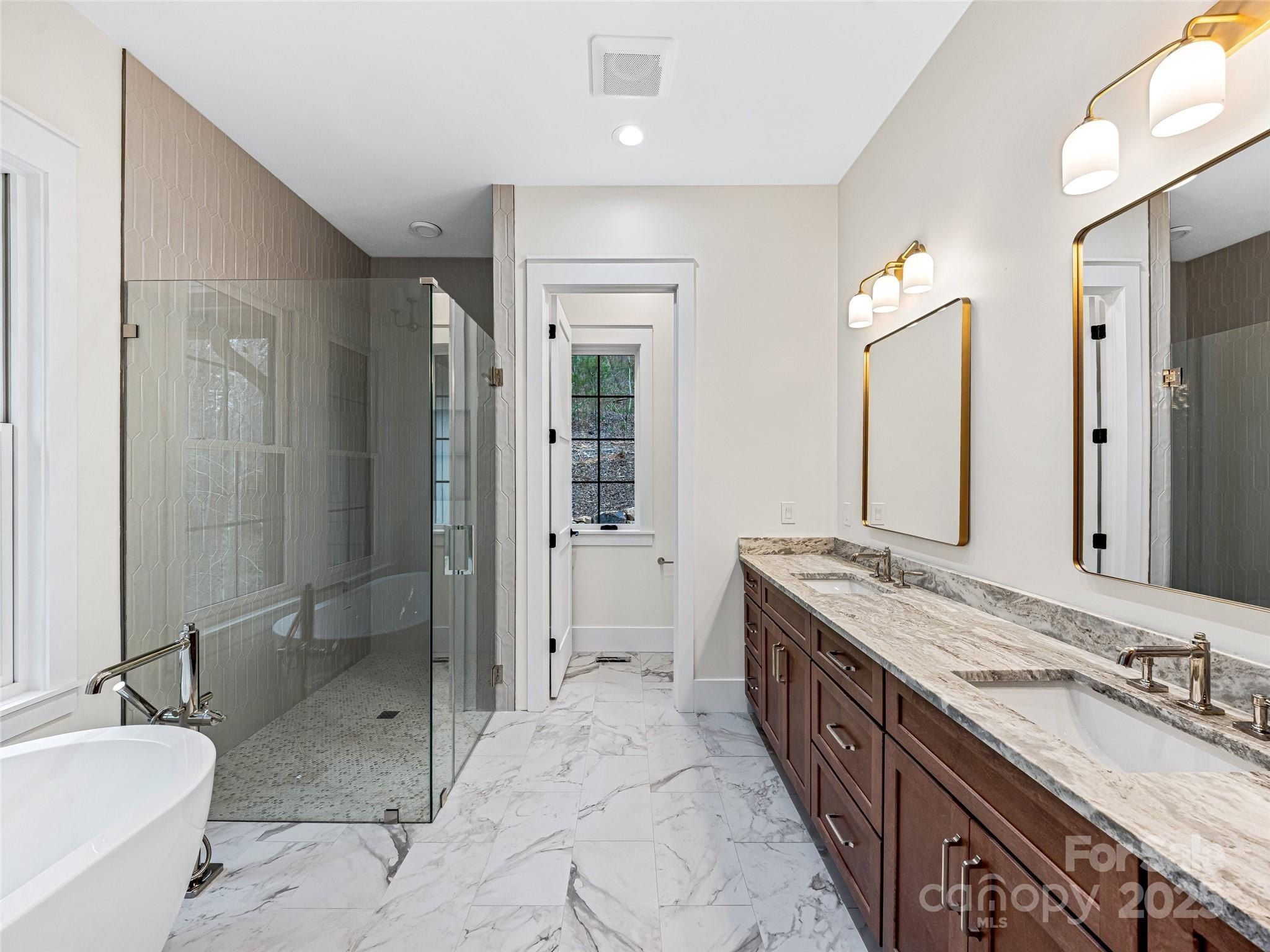 435 Barrington Drive. Asheville, NC 28803