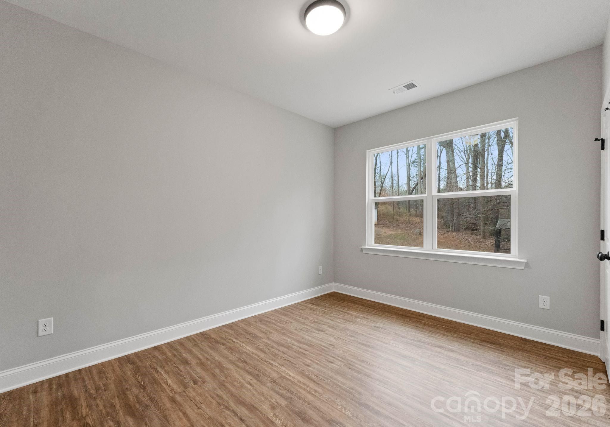 8821 Dogwood Drive. Charlotte, NC 28215