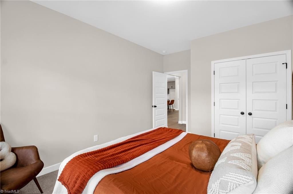 3606 Townland Circle. Clemmons, NC 27012