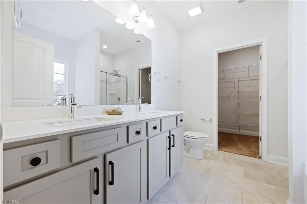 506 Stonewell Court. Pleasant Garden, NC 27313