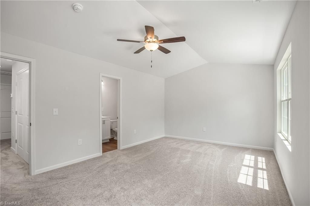 125 Glasmere Court. Winston-Salem, NC 27101