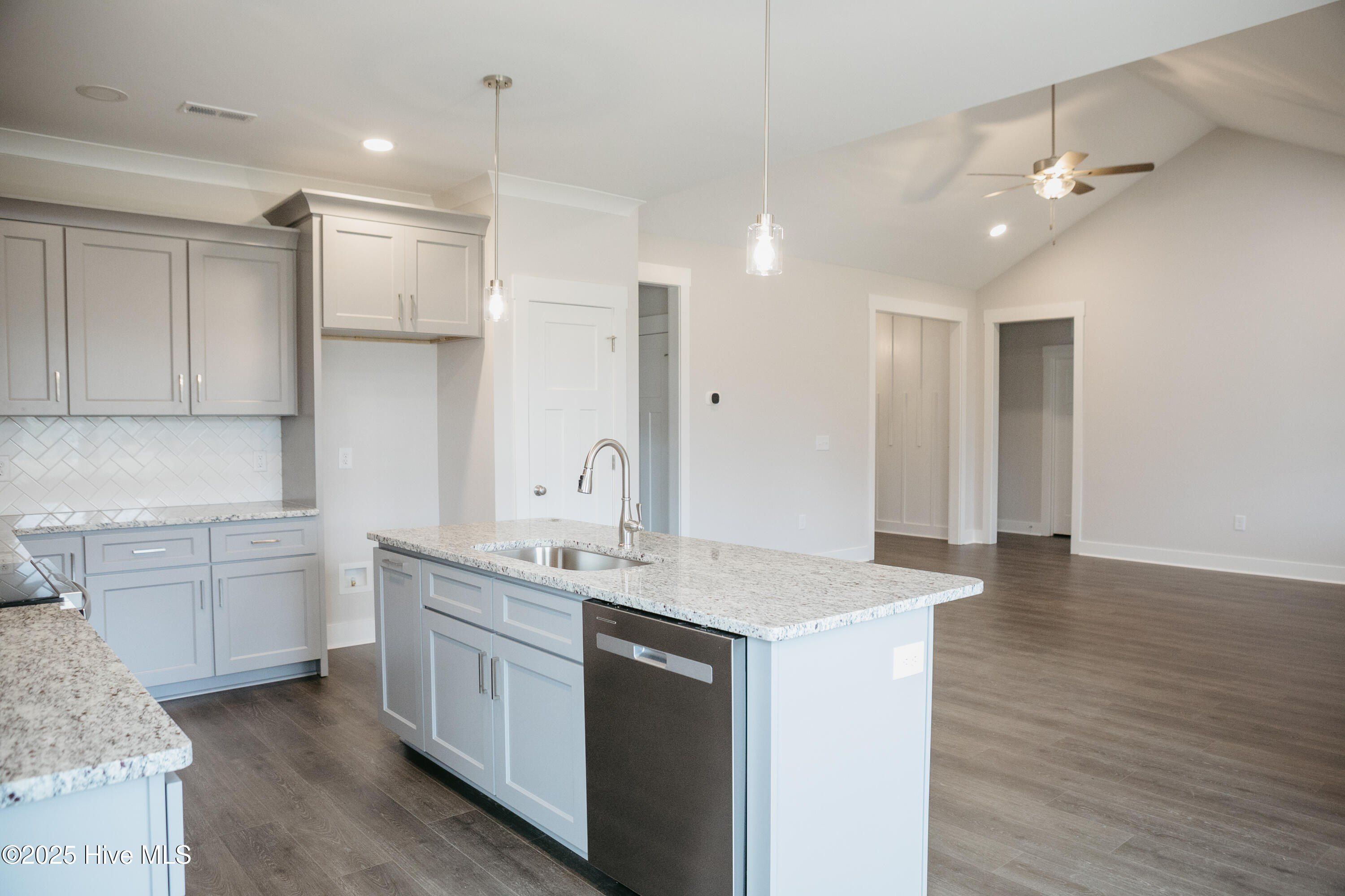 103 Lucky Lane. Pikeville, NC 27863