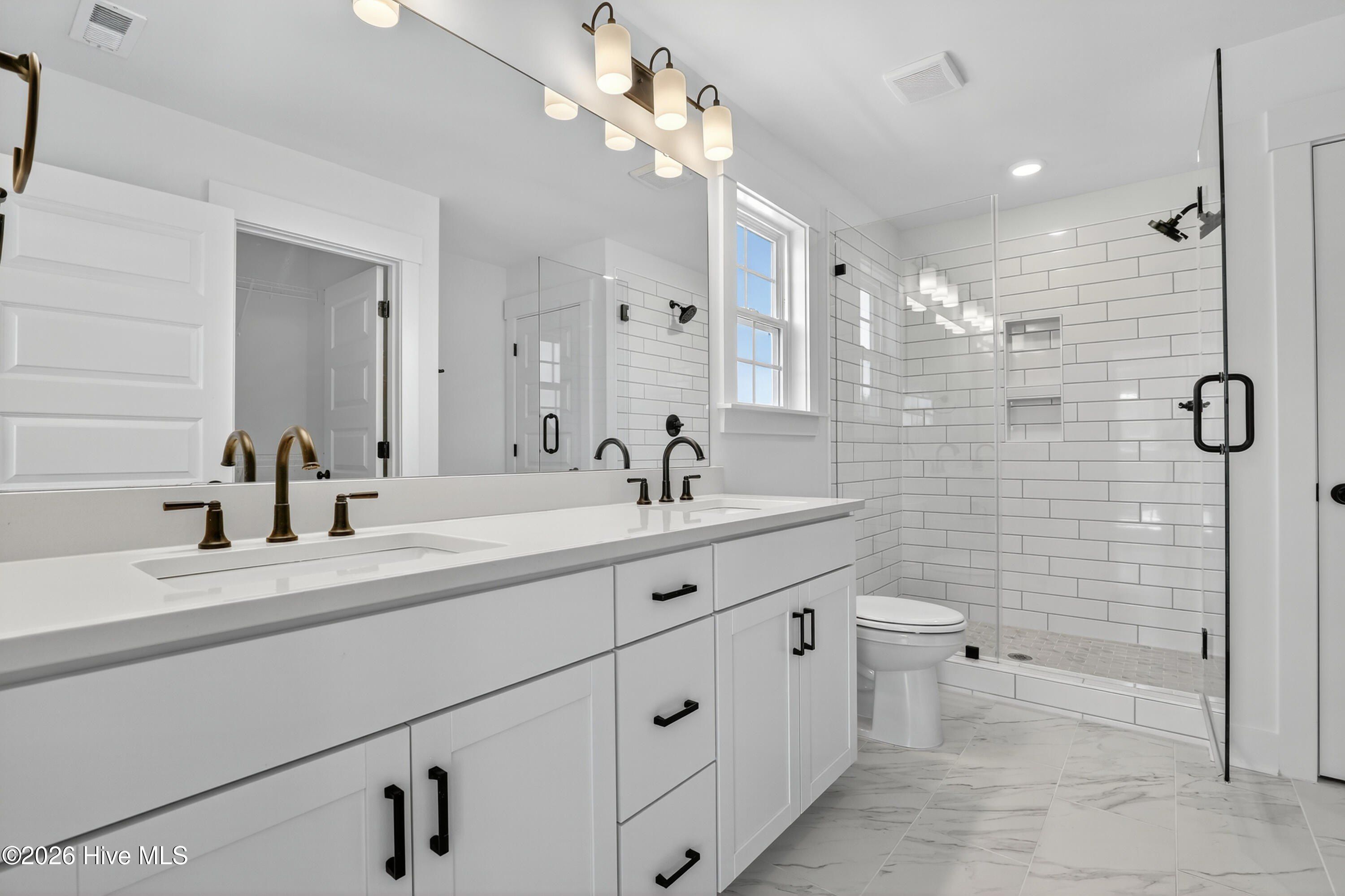 15 Lookout Point. Hampstead, NC 28443