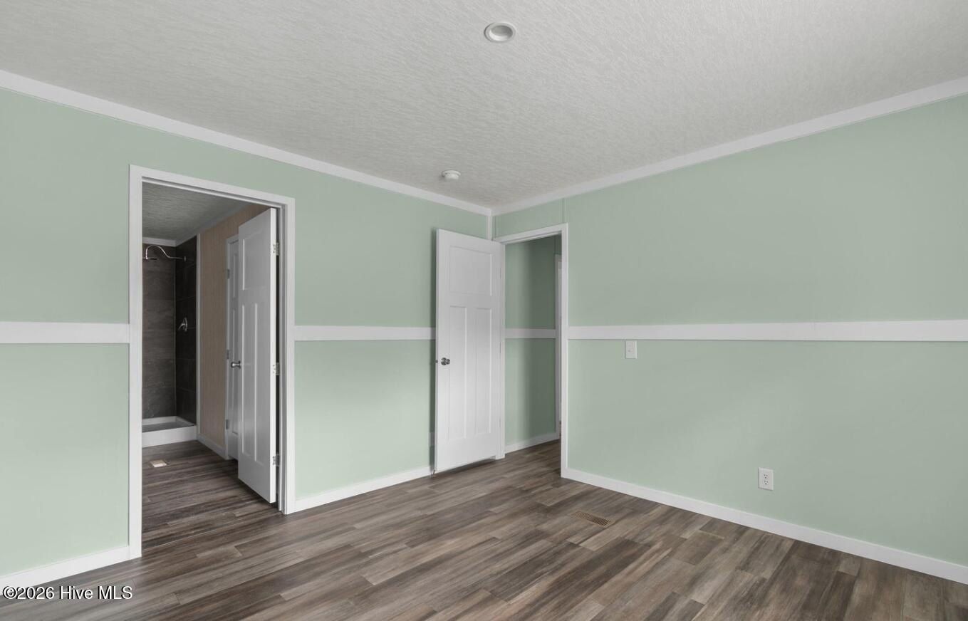 6823 Lewis Drive Se. Winnabow, NC 28479