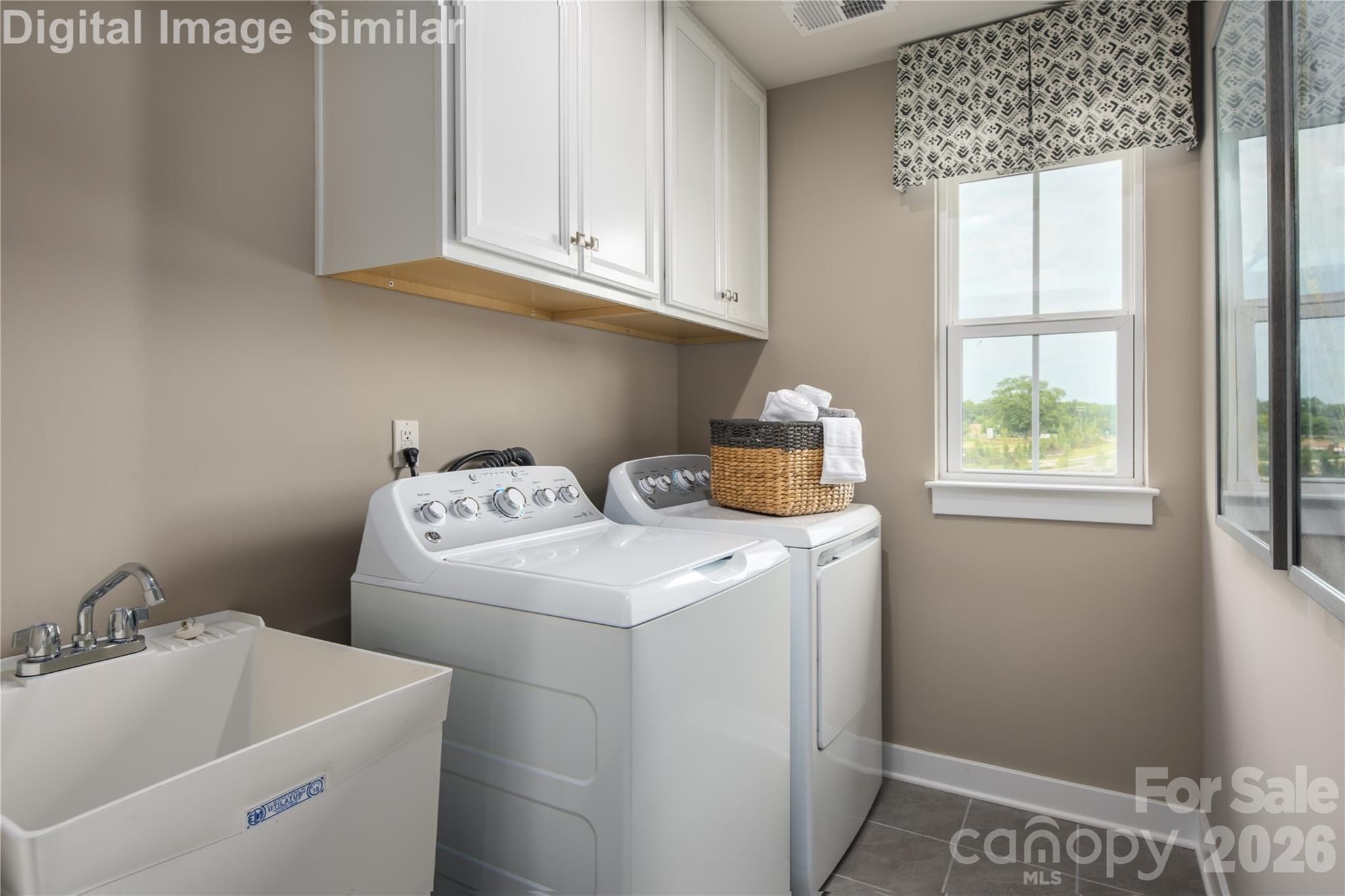 6038 Hooting Owl Drive. Charlotte, NC 28216