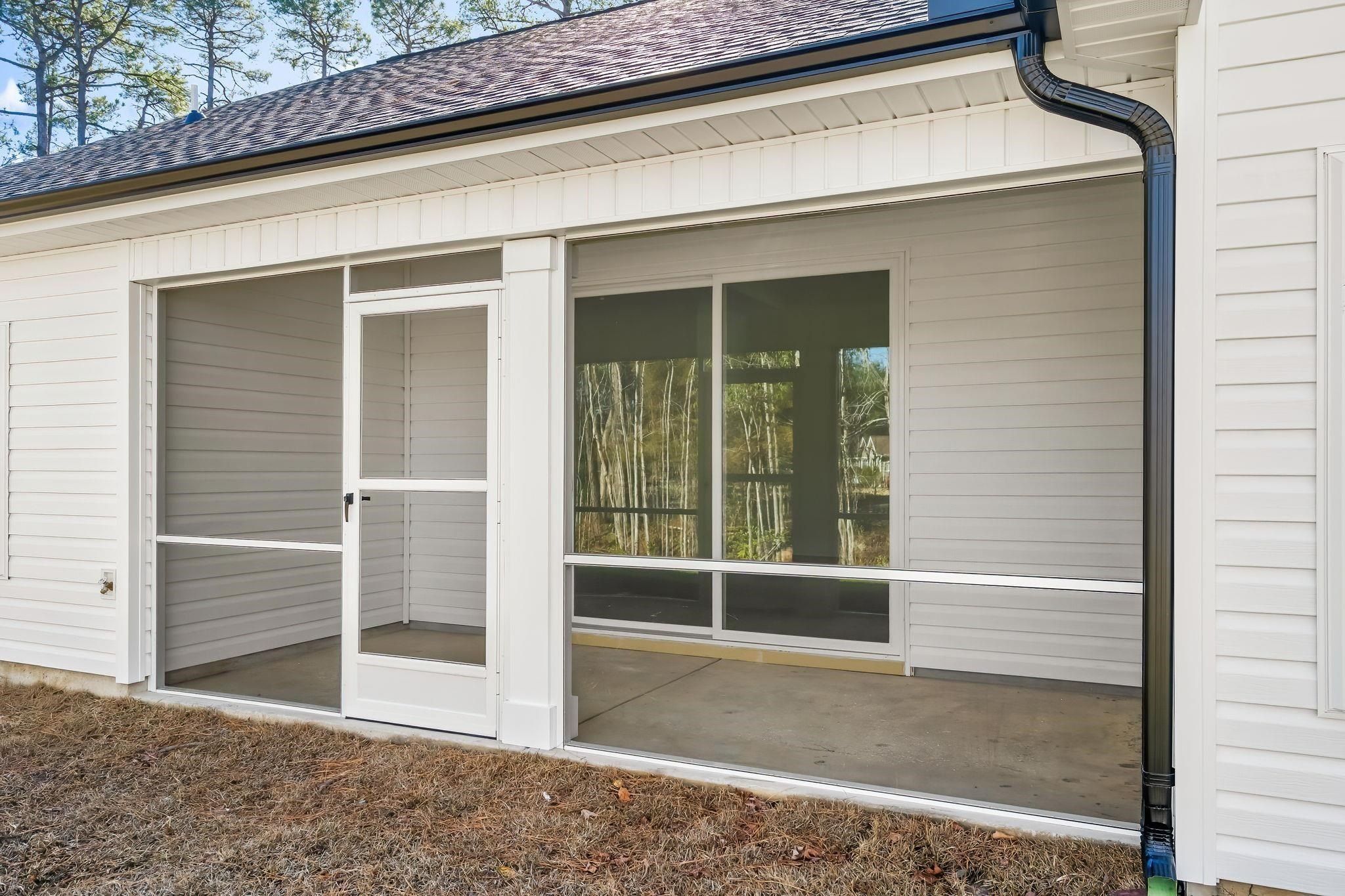 817 Boundary Line Dr Nw. Calabash, NC 28467