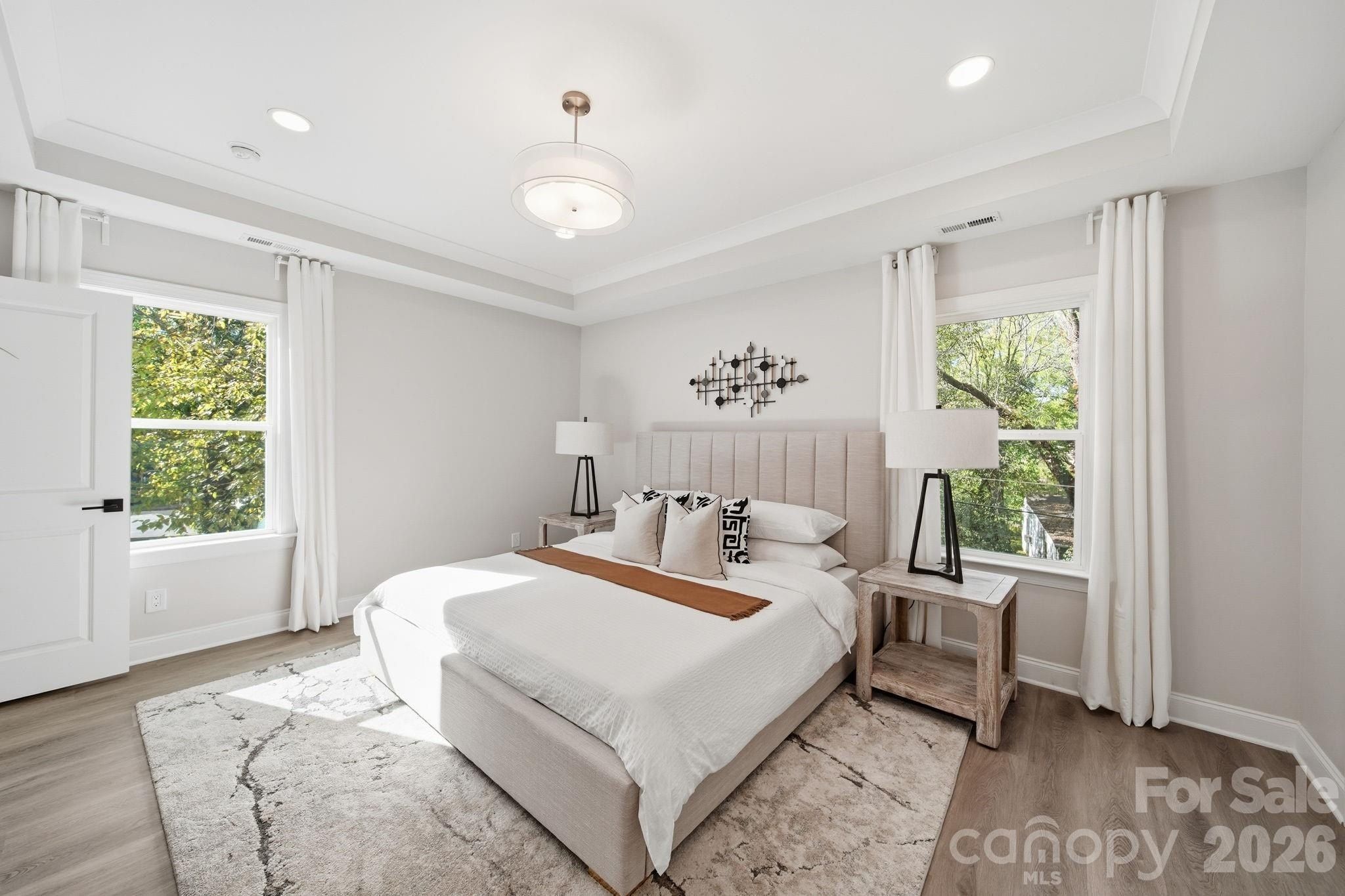 109 N Smallwood Place. Charlotte, NC 28216