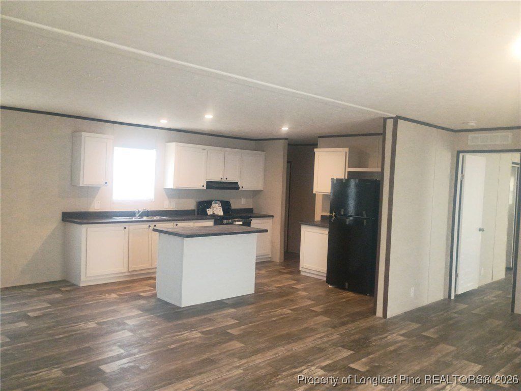 1367 Whistling Rufus Road. Hope Mills, NC 28348