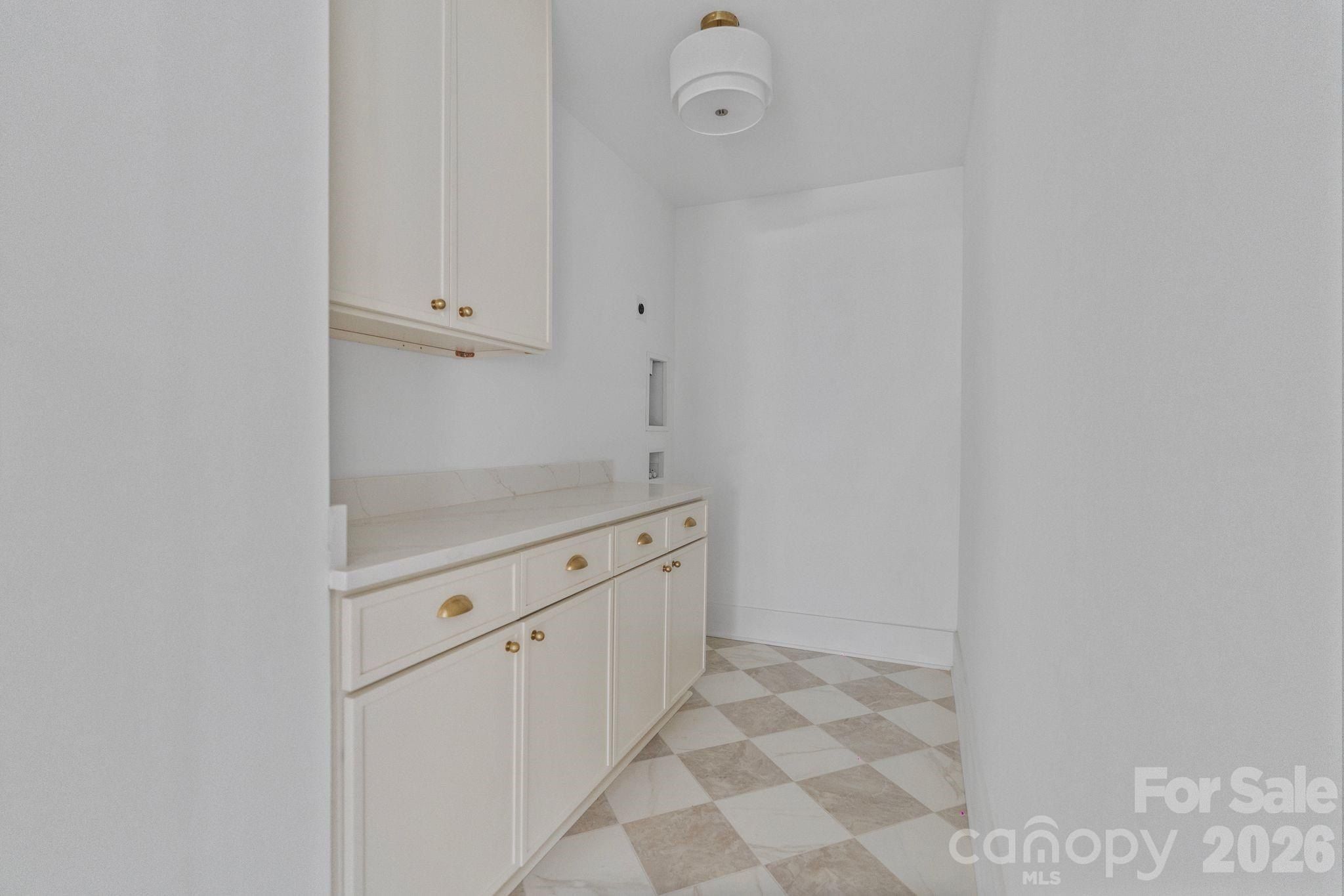 2808 Grimes Street. Charlotte, NC 28206