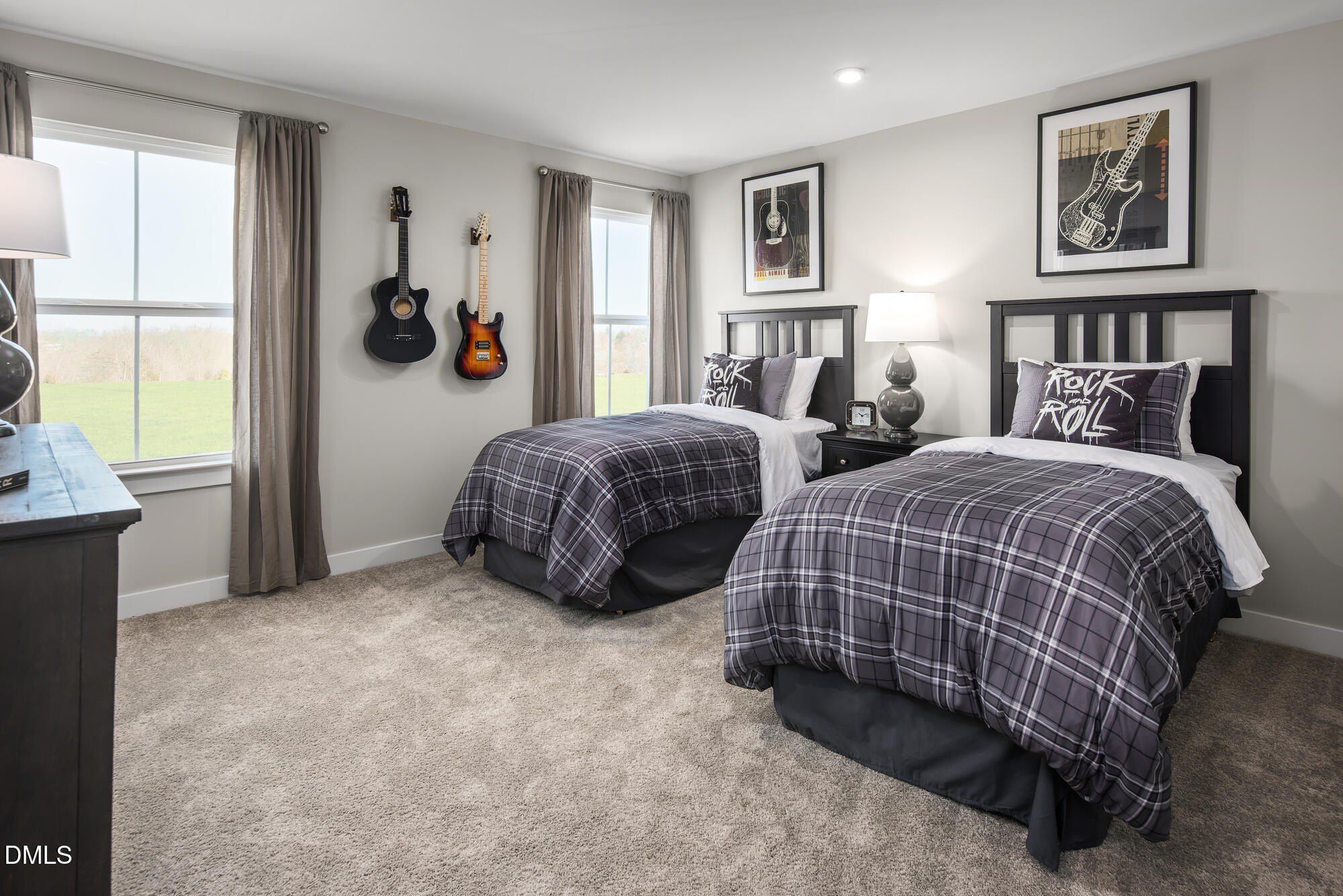 61 Lismore Street. Sanford, NC 27330