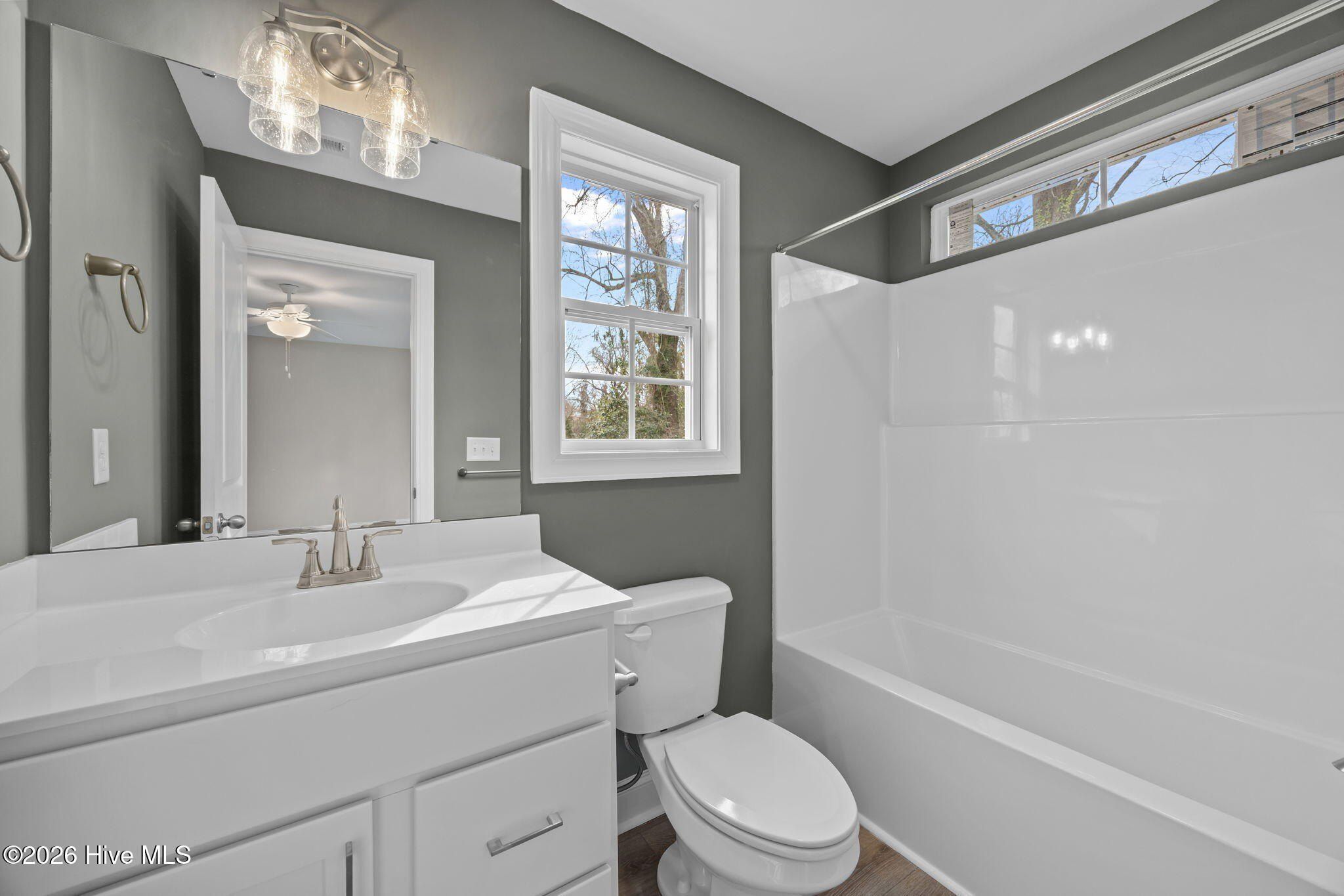 4365 W Pine Street Unit B. Farmville, NC 27828