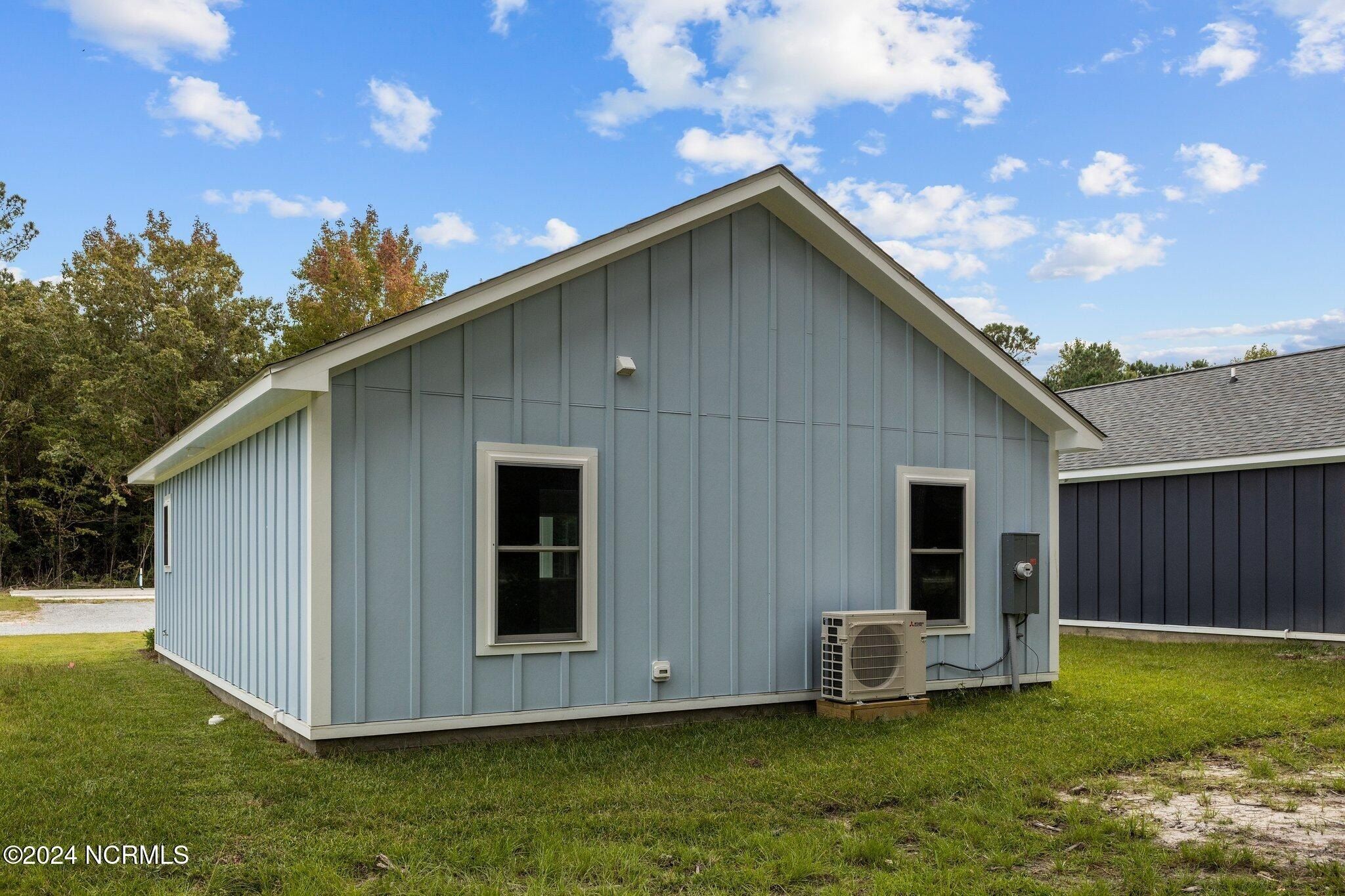 151 Long Pond Loop. Swansboro, NC 28584