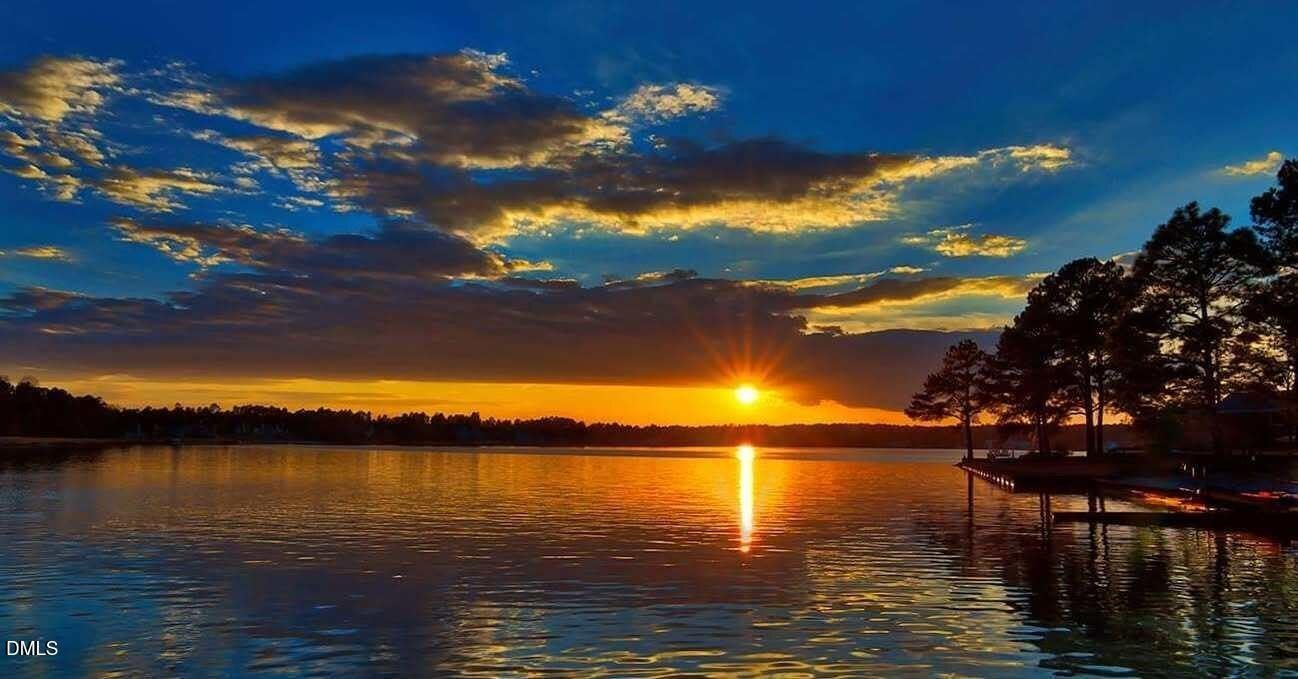 2975 Carolina Way. Sanford, NC 27332