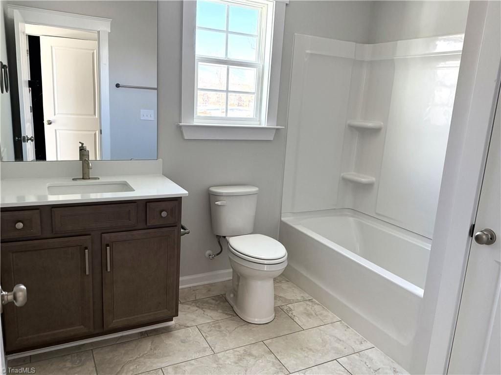 1990 Meadowview Drive. Graham, NC 27253