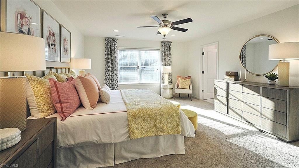 Briarwood Lane. Bermuda Run, NC 27006