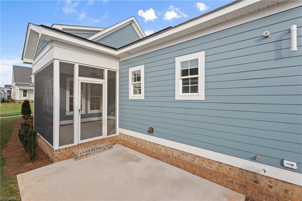 910 Eucalyptus Court. Winston-Salem, NC 27106