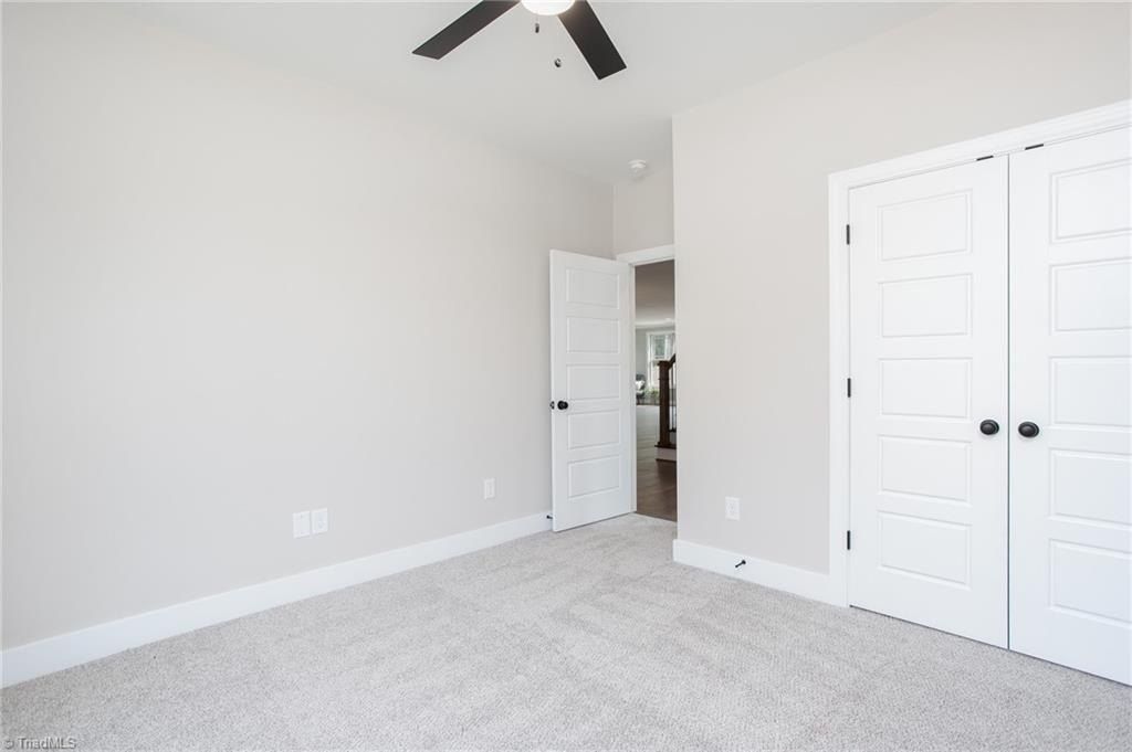 2200 Delaine Point. High Point, NC 27265