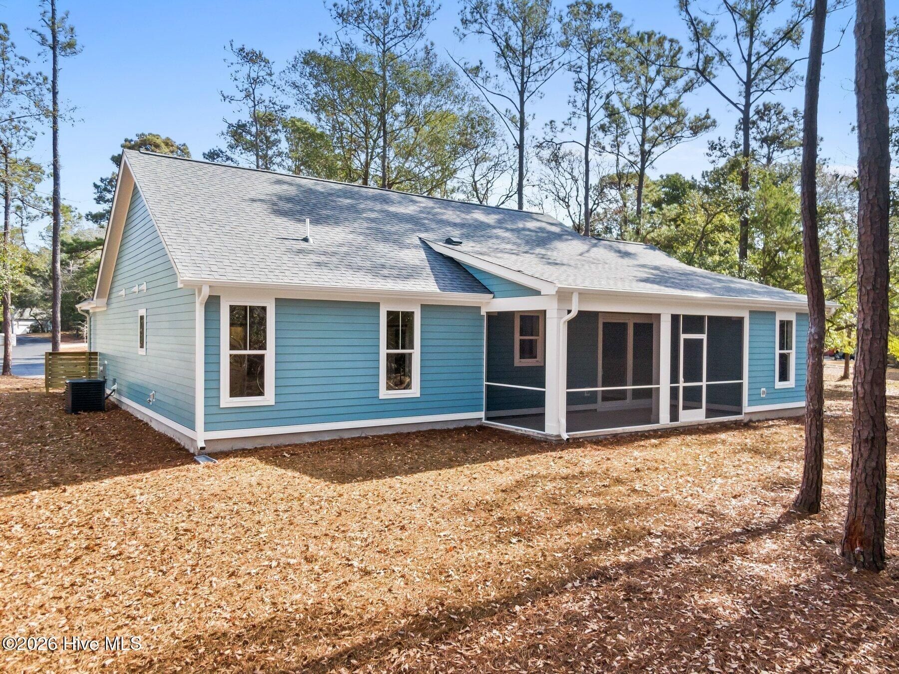 3251 Island Drive Se. Bolivia, NC 28422