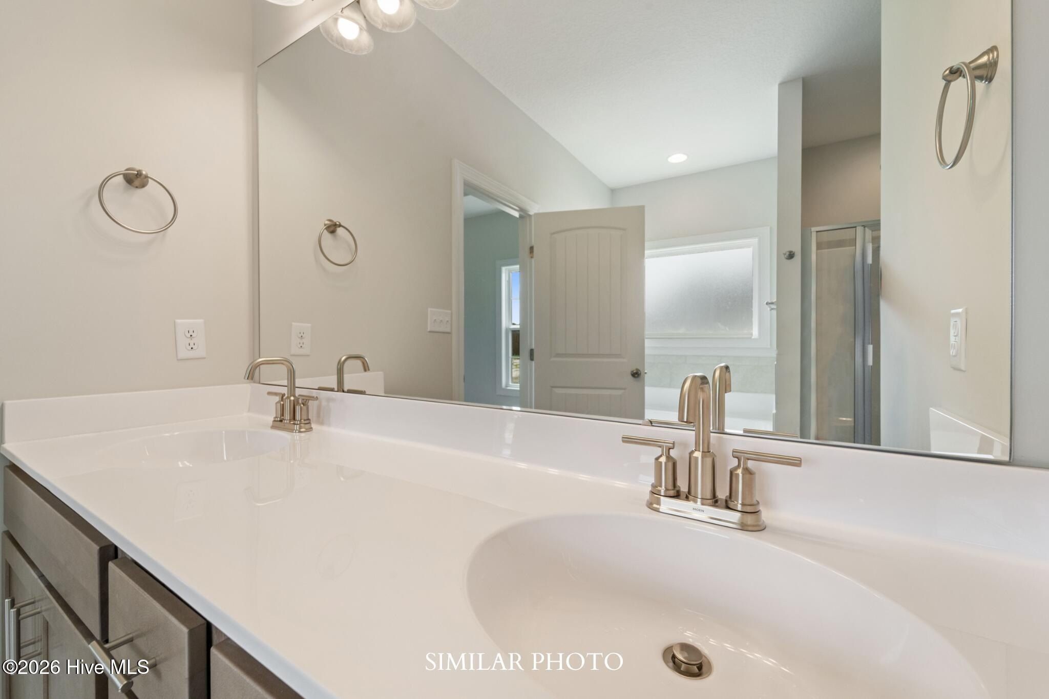 738 Secession Lane. Jacksonville, NC 28546