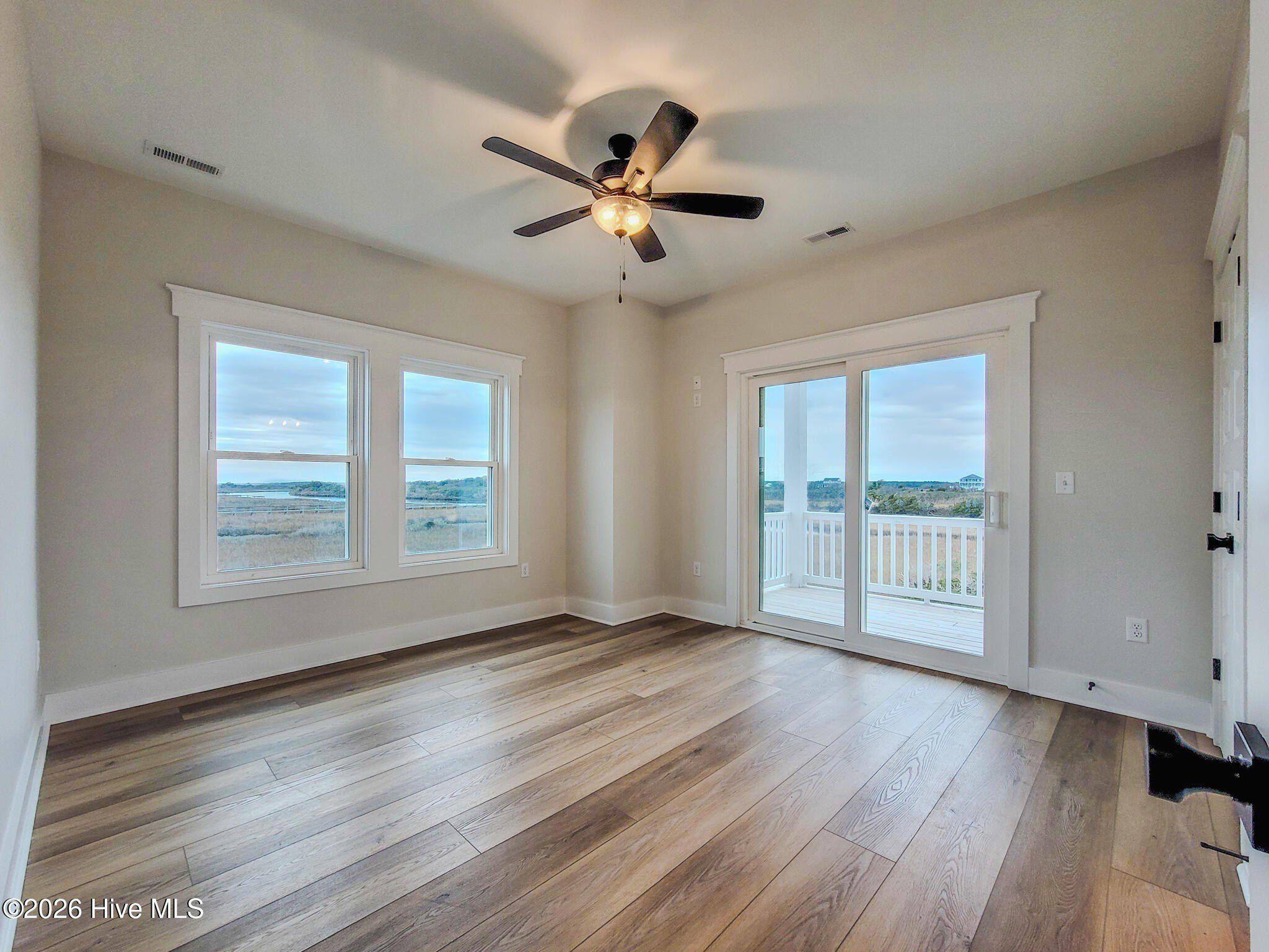 130 Sea Oaks Court Unit 10A. North Topsail Beach, NC 28460