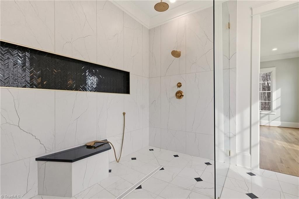 3814 Pinewood Lake Drive. Winston-Salem, NC 27106