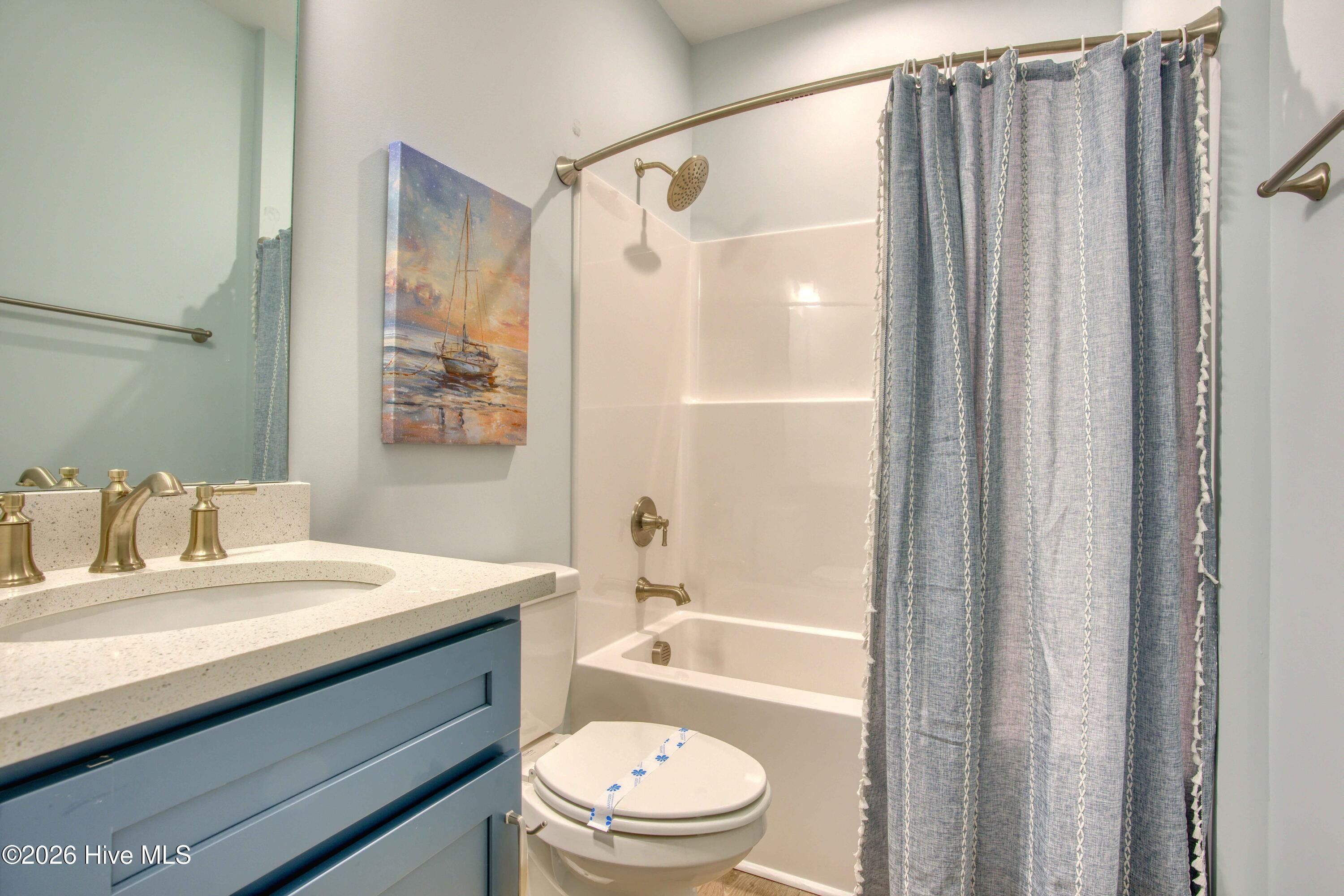 117 Lacosta Place. North Topsail Beach, NC 28460