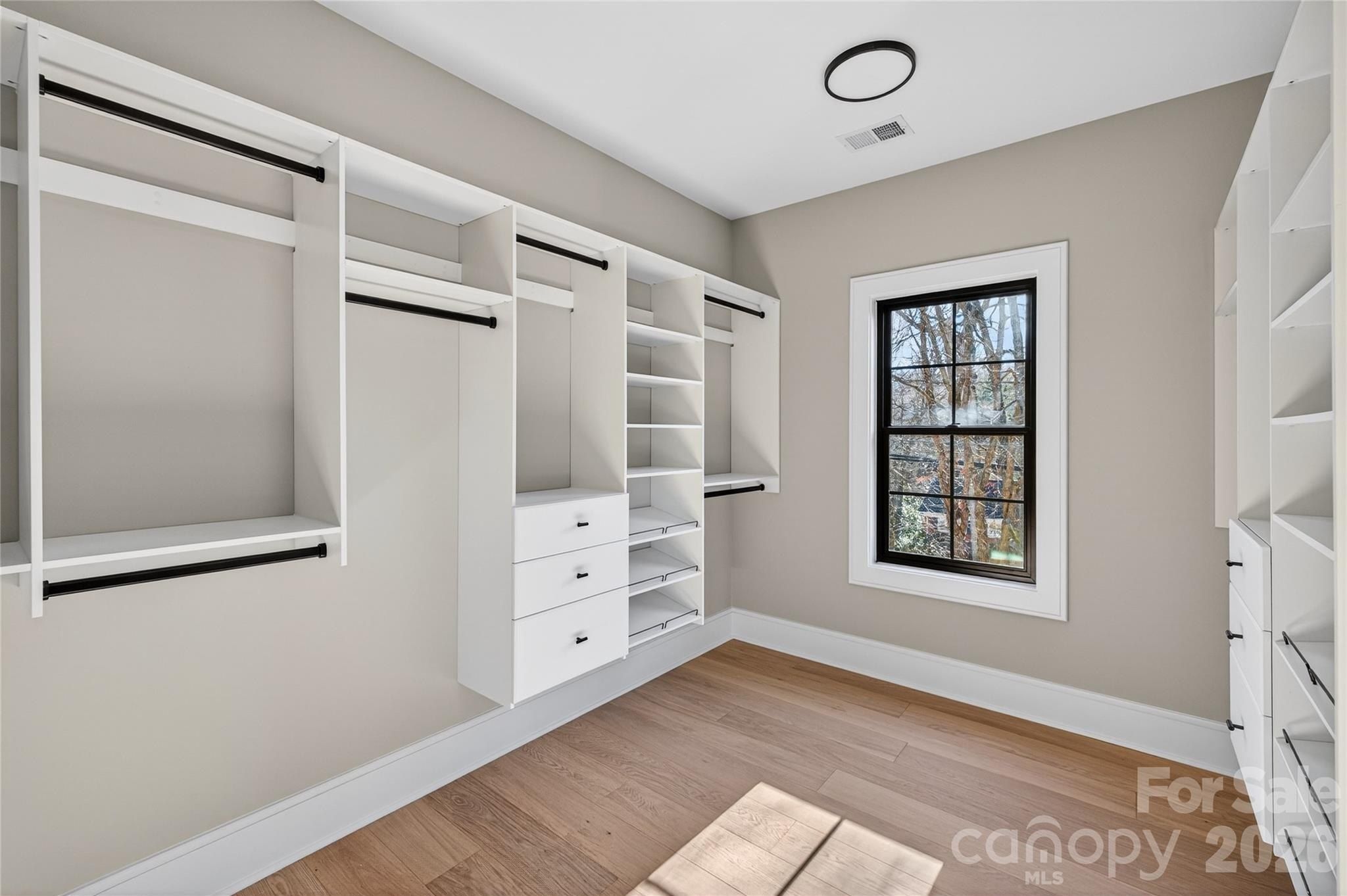 6811 Burlwood Road. Charlotte, NC 28211