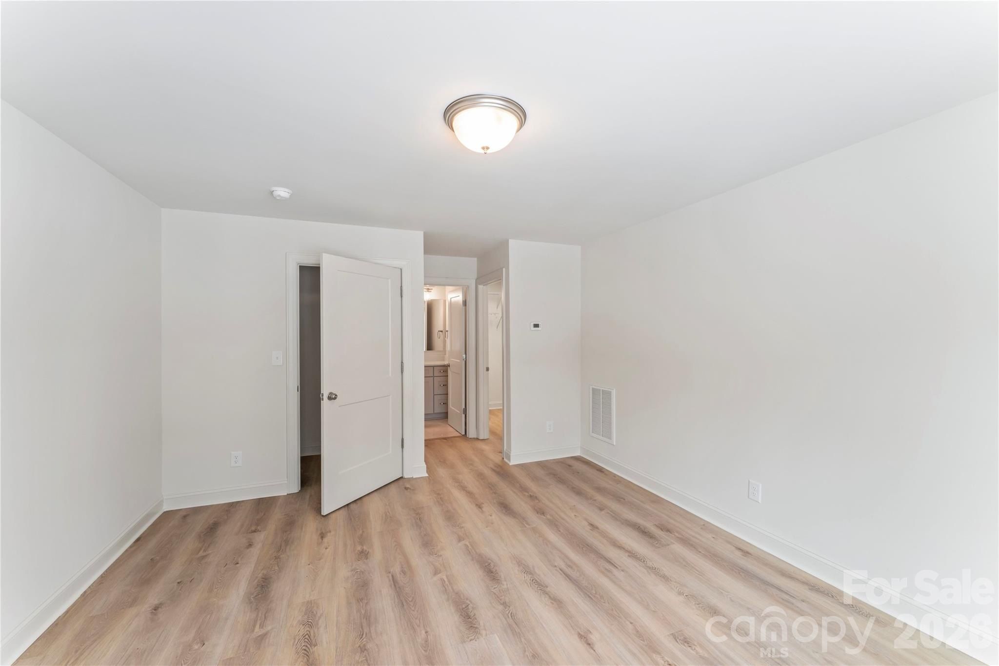 7540 Deer Track Drive Unit 28. Denver, NC 28037