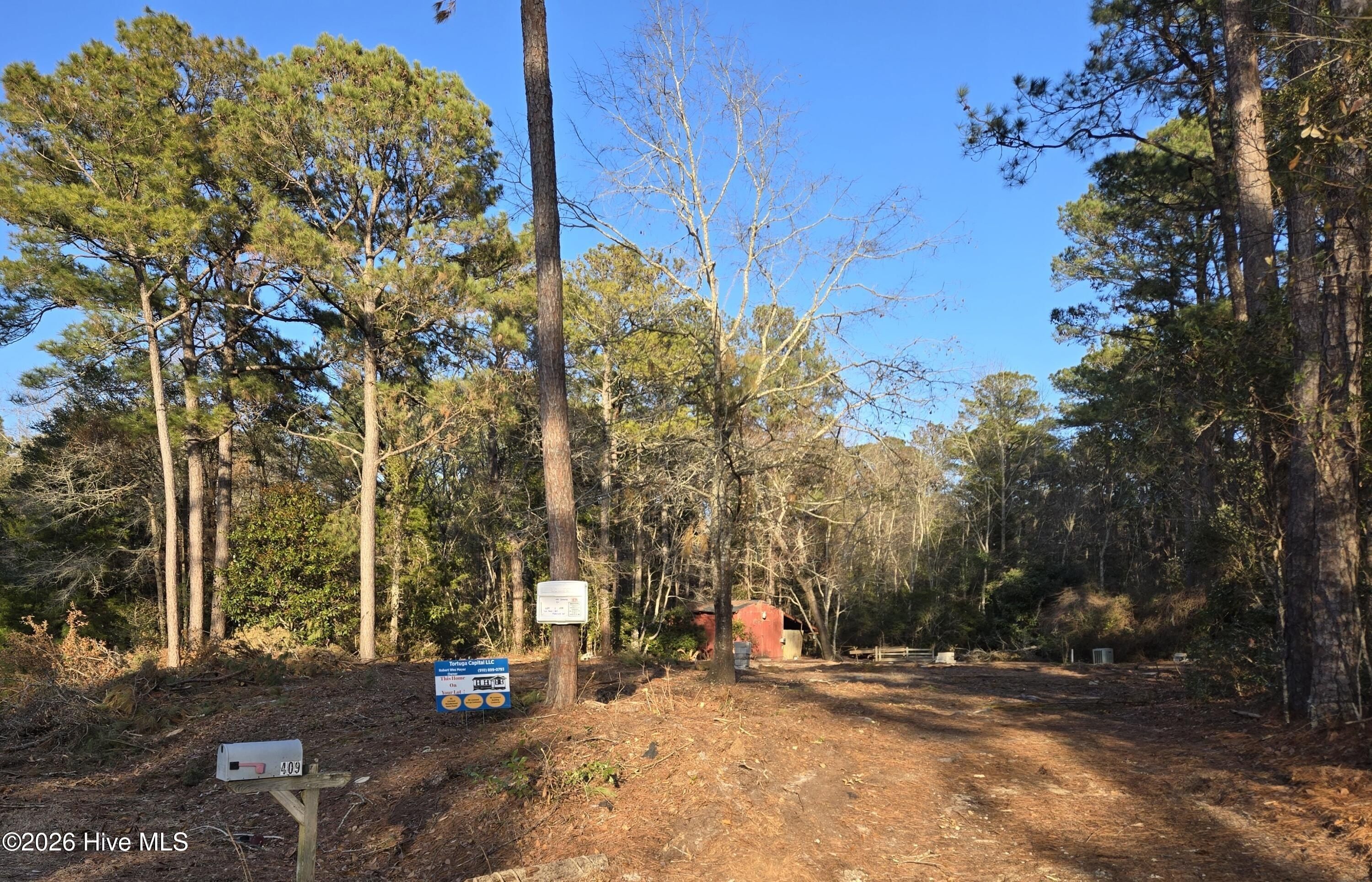 409 Pond View Circle. Hampstead, NC 28443