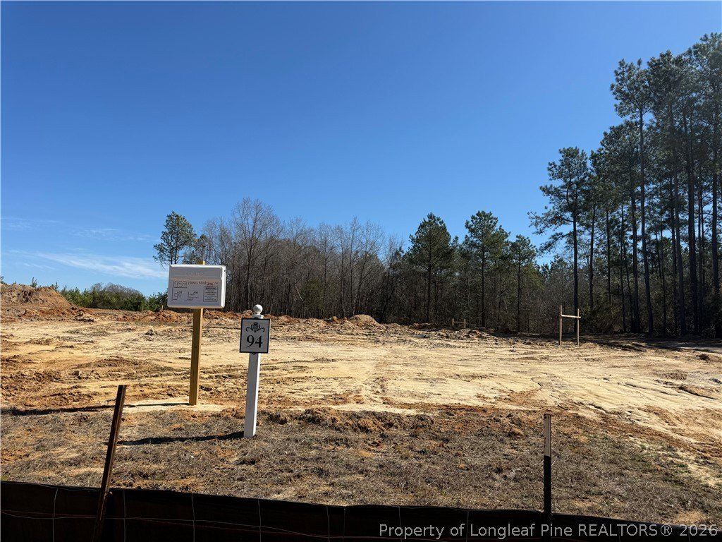 1959 Thomas Wood Lot 94 Drive. Fayetteville, NC 28306
