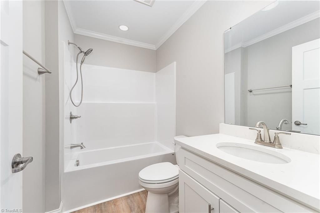 129 Lake Street. Elkin, NC 28621