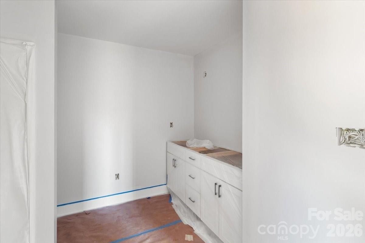 94 Baileys Cove Road Unit 9. Marshall, NC 28753