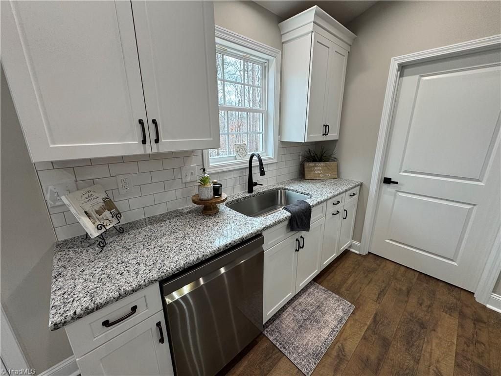 901 Kingsway Drive. King, NC 27021