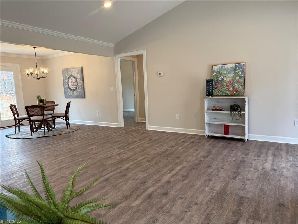 186 Holland Lane. Thomasville, NC 27360