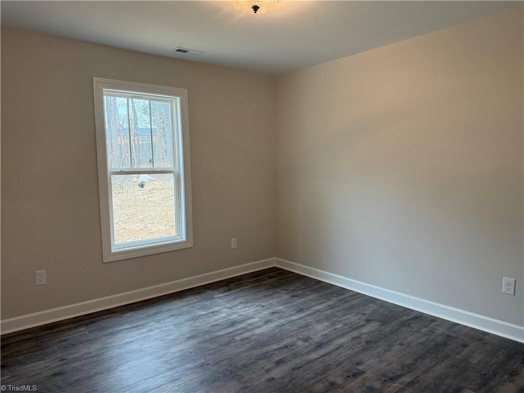 186 Holland Lane. Thomasville, NC 27360