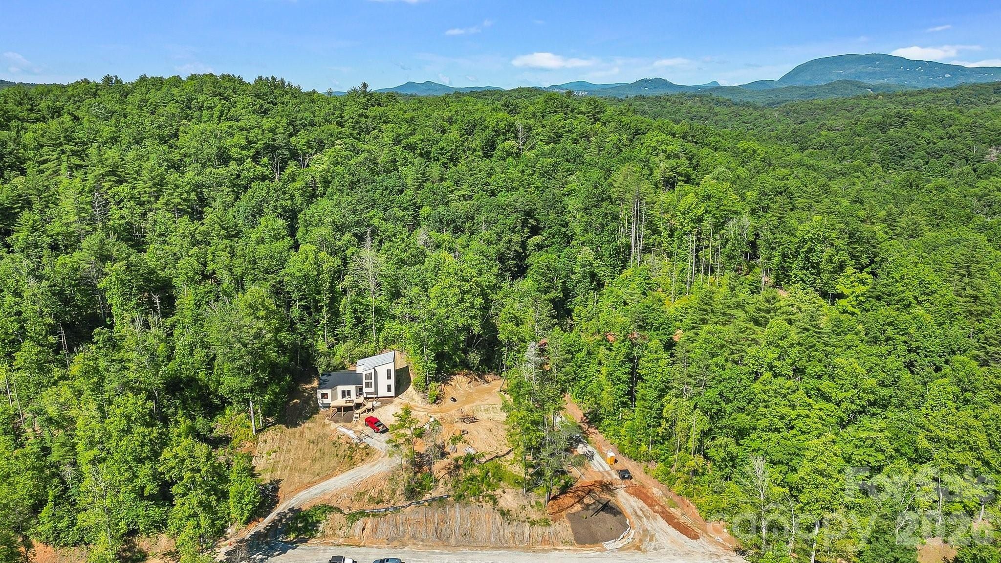 110 South Fork Trail Unit 10. Lake Toxaway, NC 28747