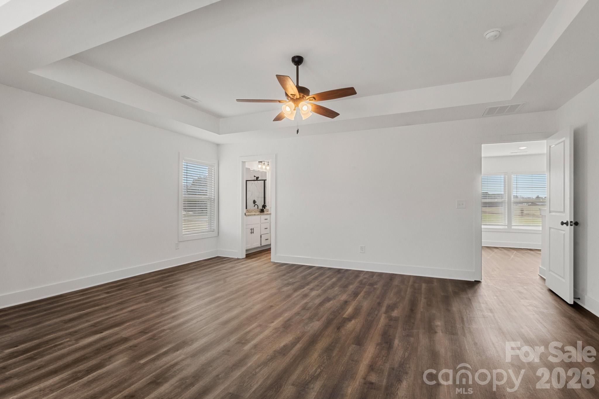 105 Indian Wells Court. Harmony, NC 28634