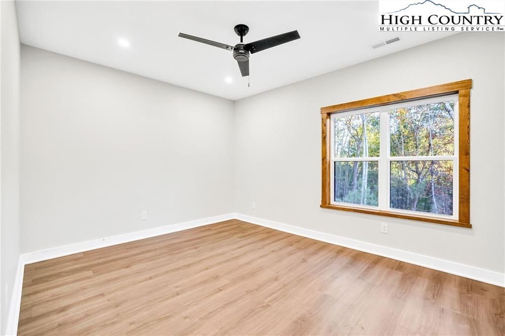 250 Noahs Ridge. Fleetwood, NC 28626