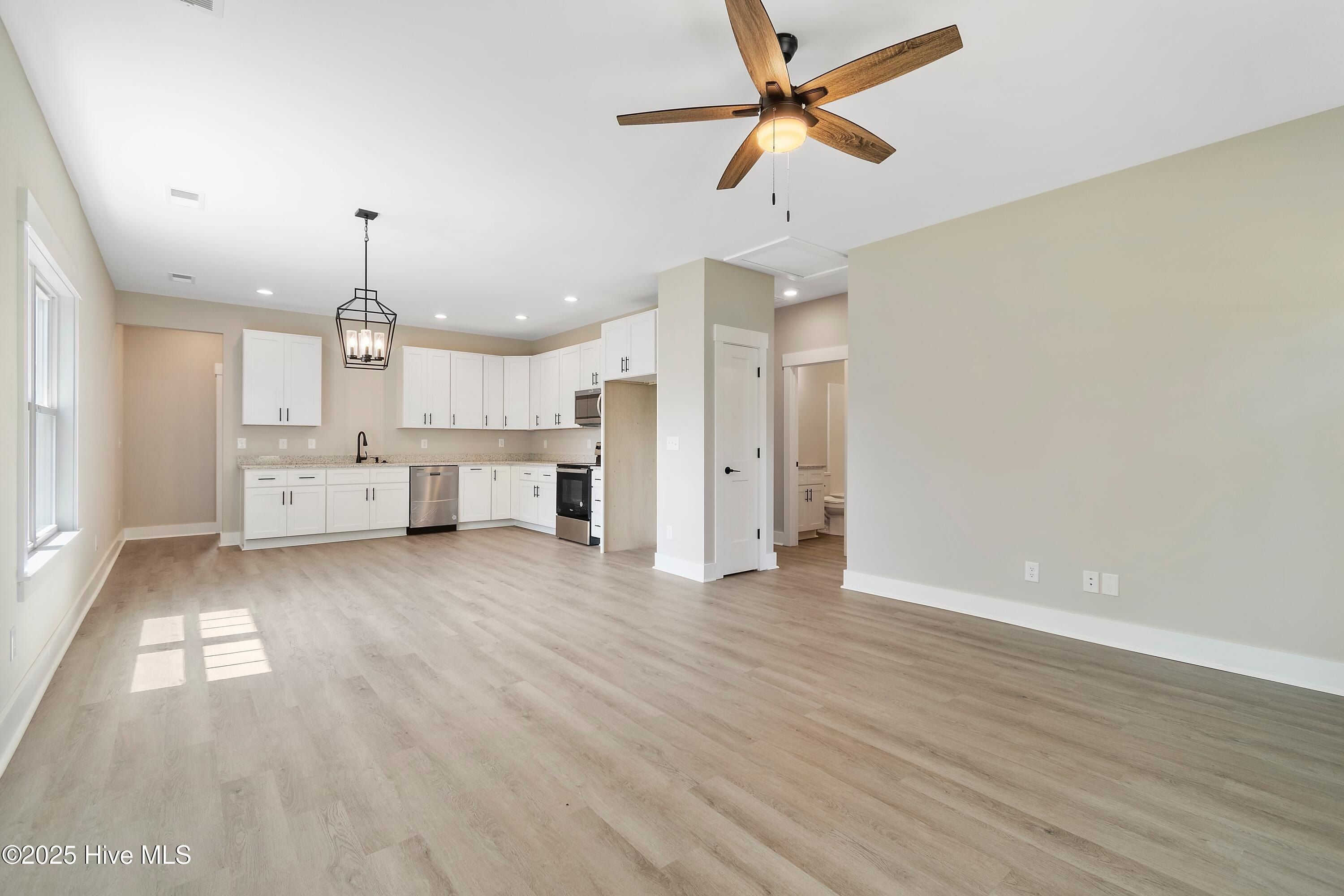 949 Lower County Street Sw. Calabash, NC 28467