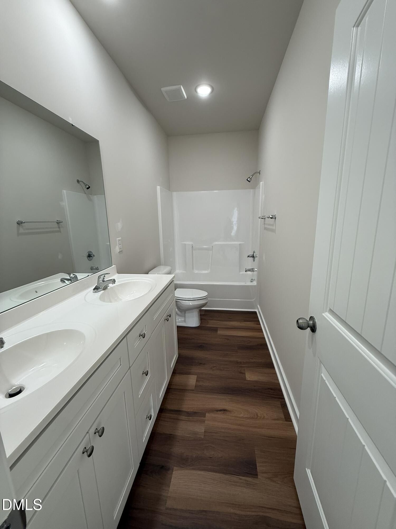 129 Jacobs Ridge Drive. Four Oaks, NC 27524