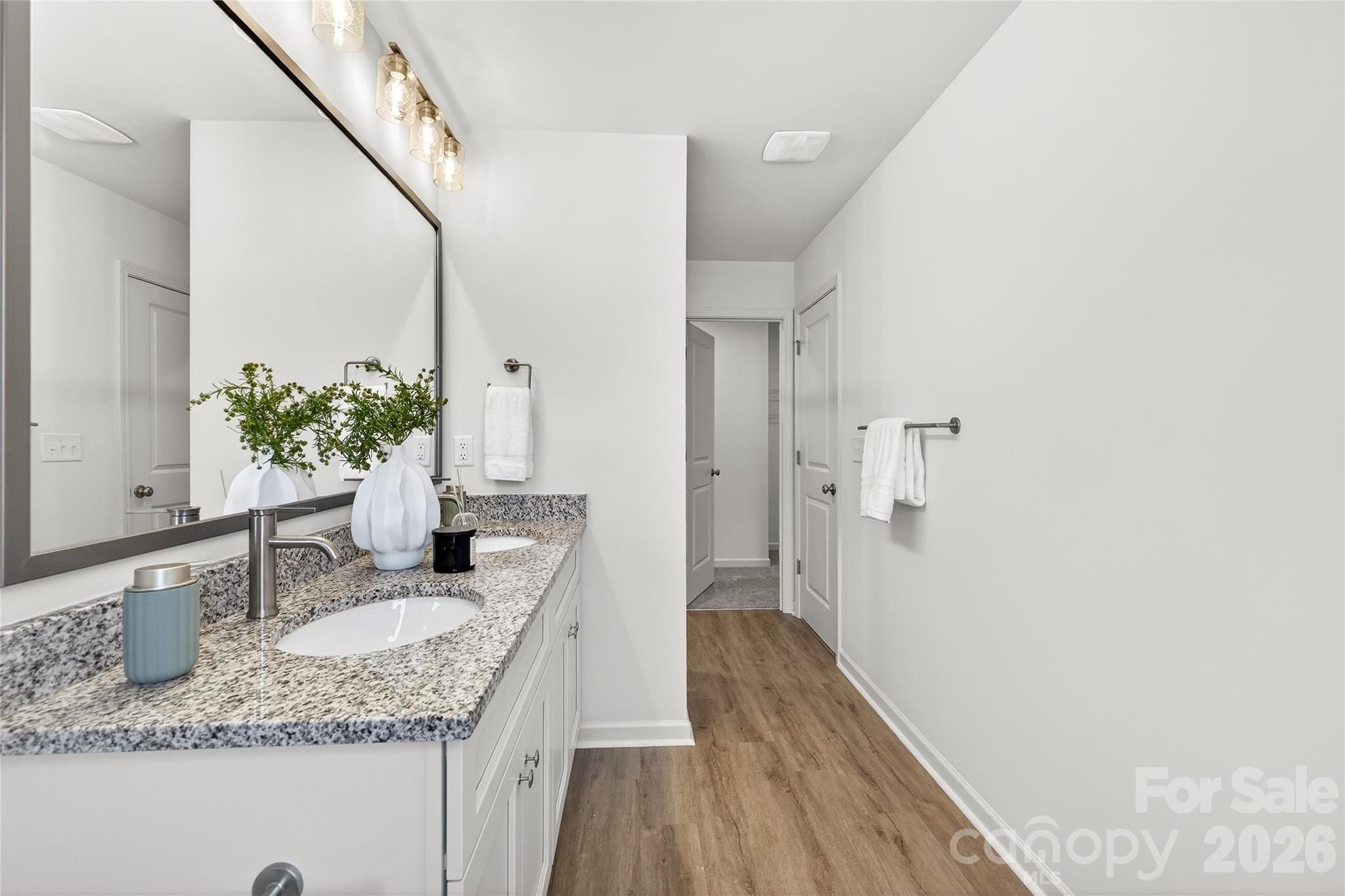 539 Dawn Circle. Charlotte, NC 28213