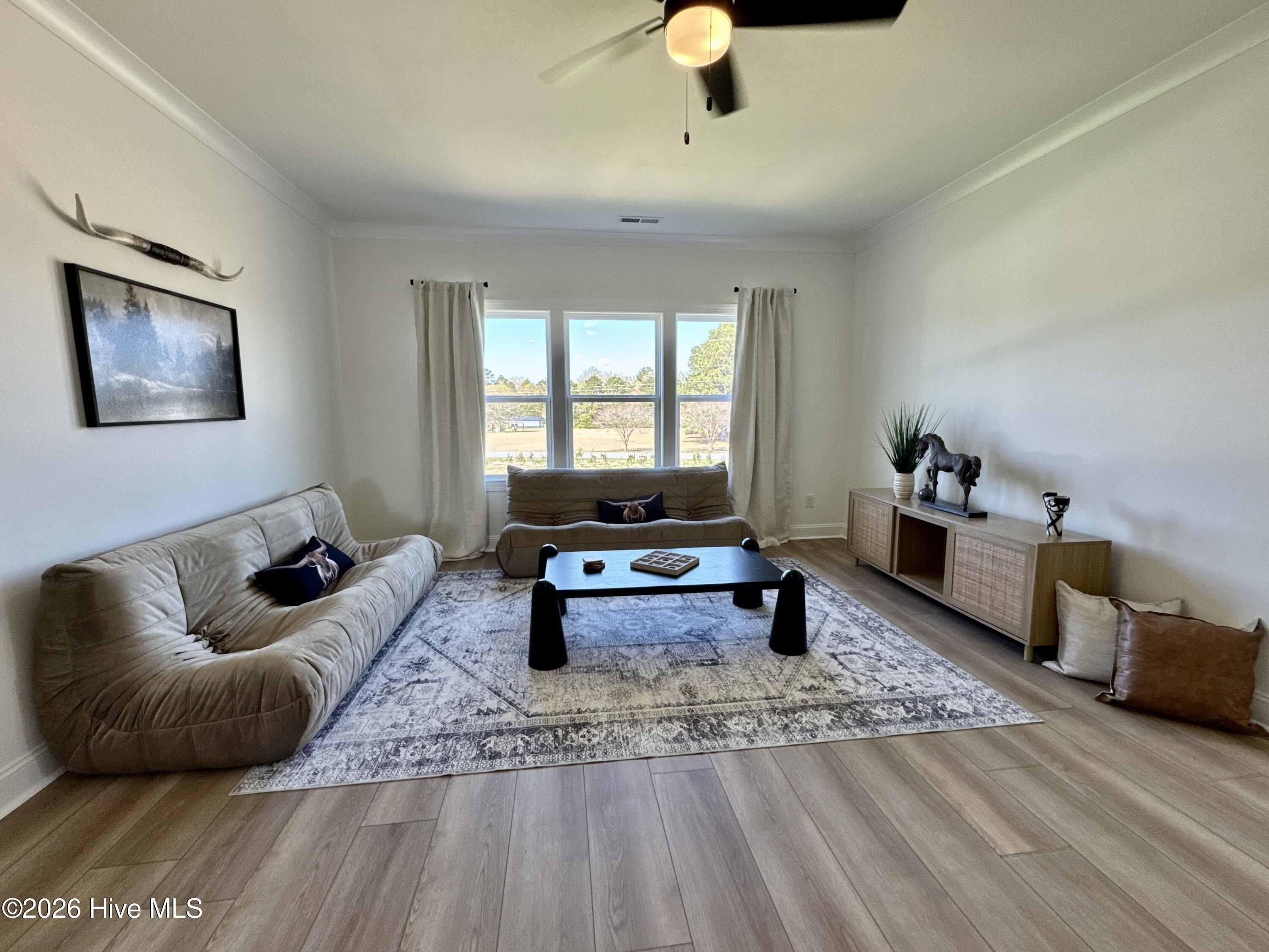 1748 Dixon Grove Lane. Grimesland, NC 27837