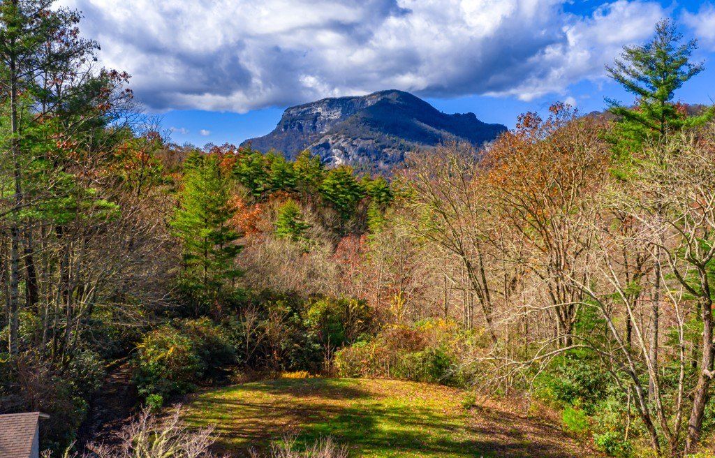 Saratay Falls Road Lot 18. Highlands, NC 28741