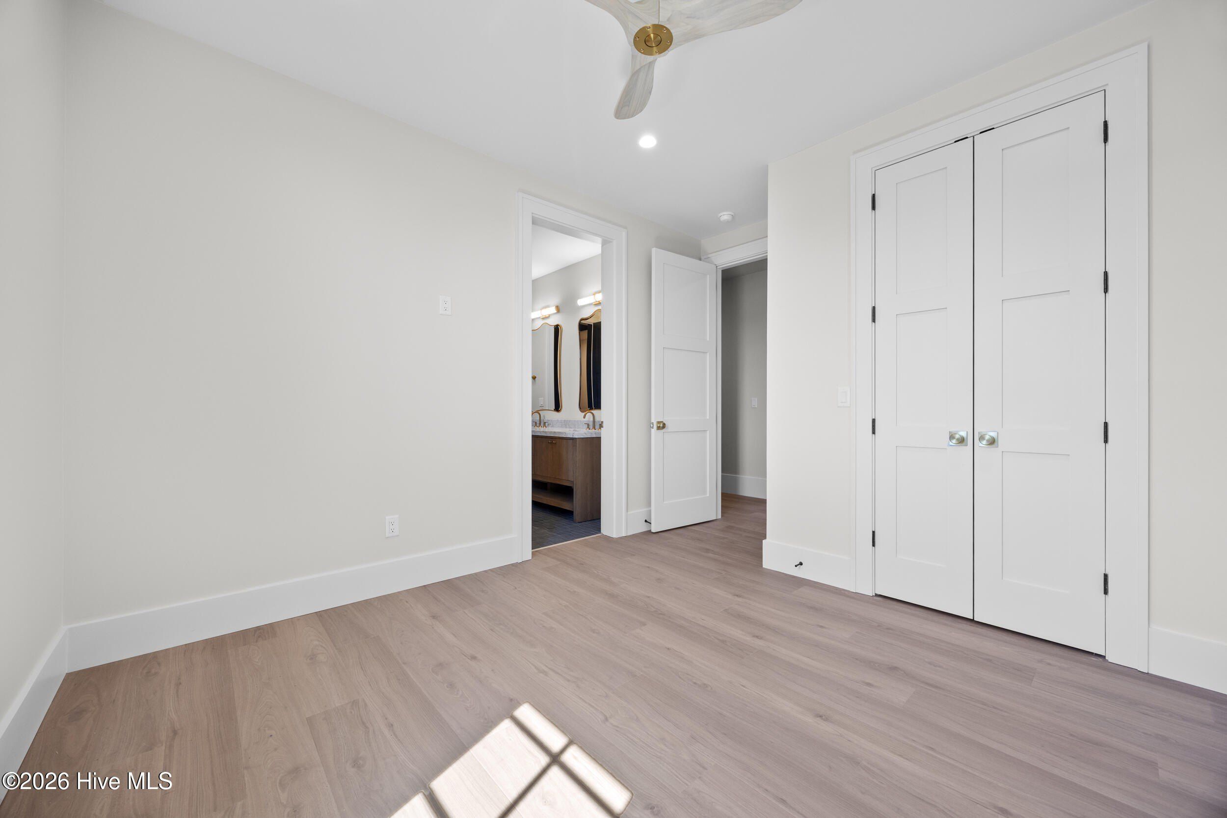 103 Dragonfly Lane. Hampstead, NC 28443