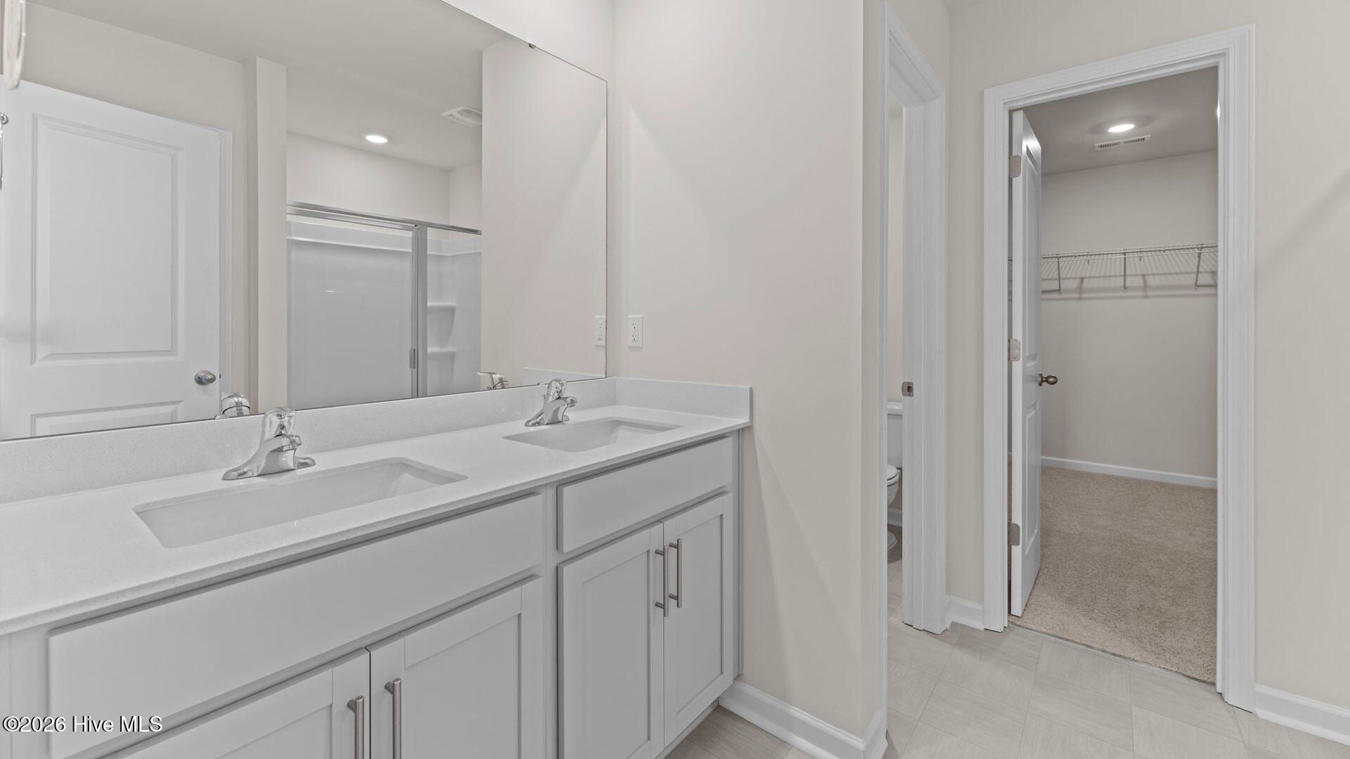 1107 Aviator Lane. Ayden, NC 28513