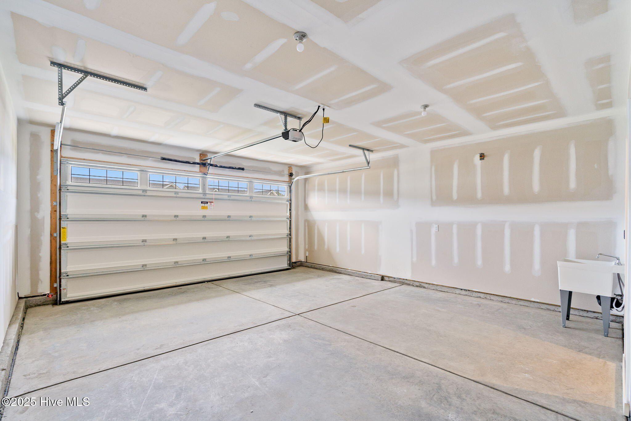 2183 Webfoot Drive Ne. Bolivia, NC 28422